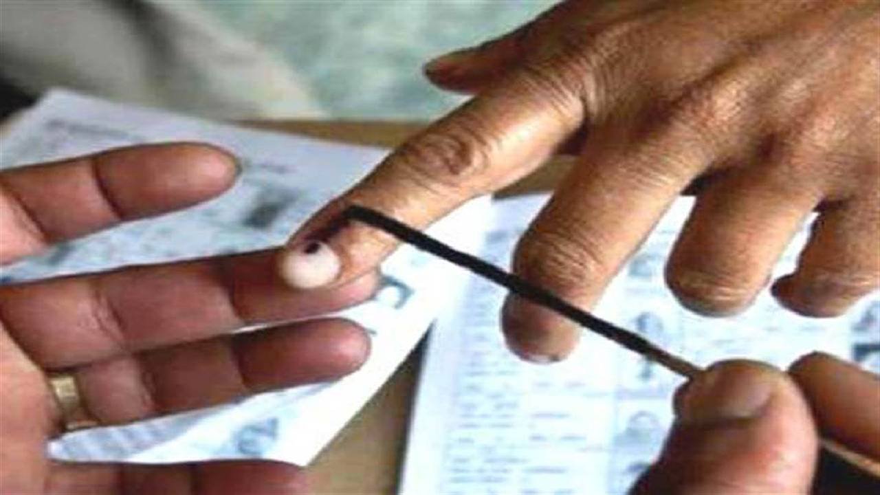 Voting, Azamgarh, Rampur, Bypolls, Uttar Pradesh, 