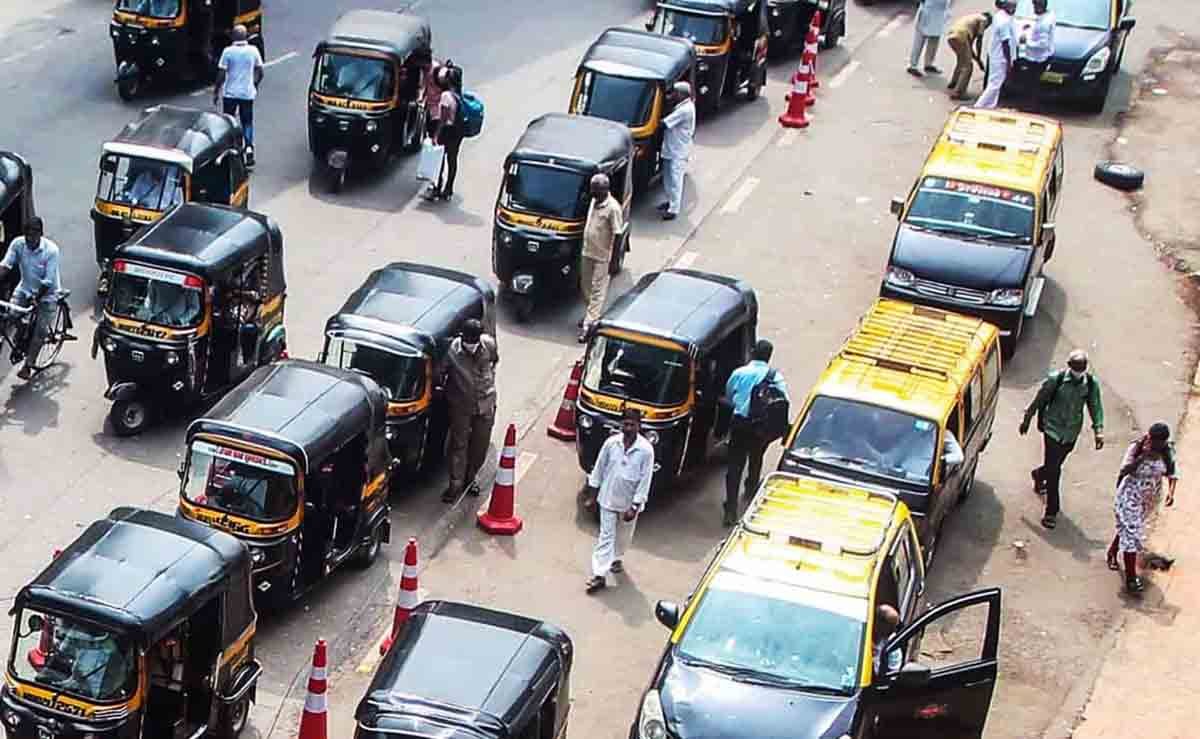 mumbai taxi, auto, taxi, price hike, fare hike, mumbai taxi and auto, kaali peeli, rickshaw, unions, rickshaw unions, taxi unions, maharashtra government, maharashtra