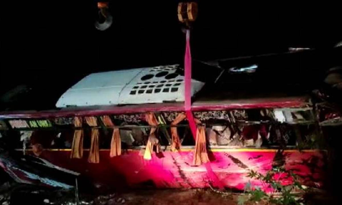 Kerala Tourist bus accident