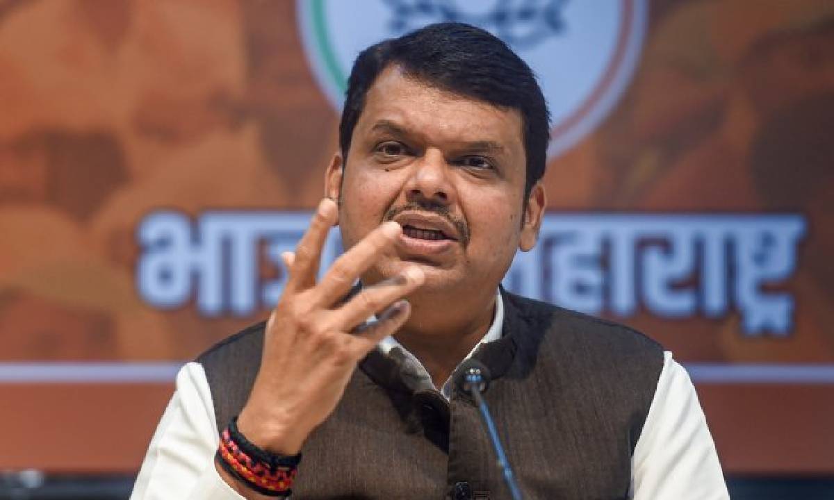 Maharashtra Karnataka Border Dispute 
Dy CM Devendra Fadnavis Mumbai