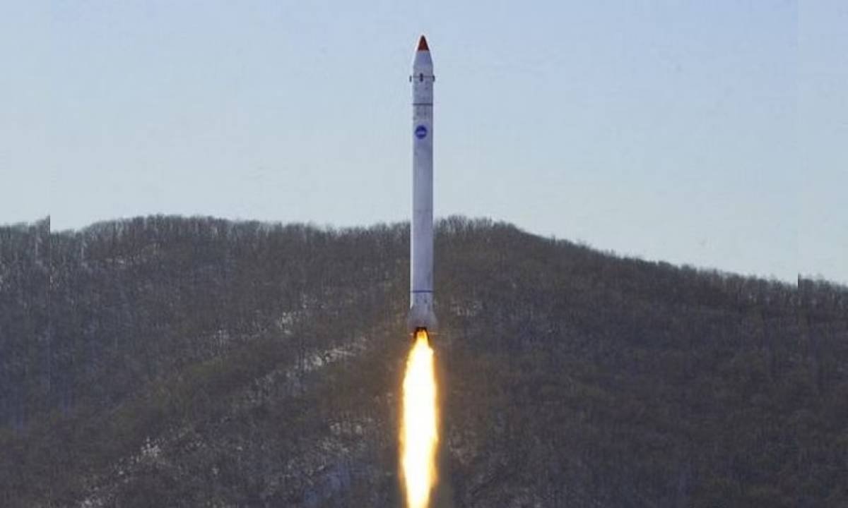 North Korea
South Korea
Ballistic Missile
