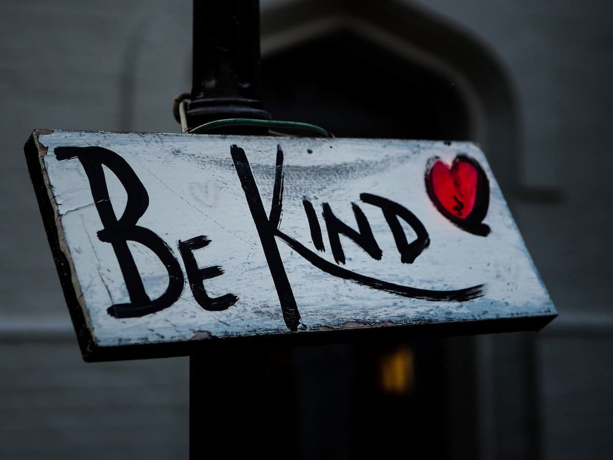 unsplash, kindness, be kind, love, love and kindness, vinod dixit, column, be kind to people, human kindness