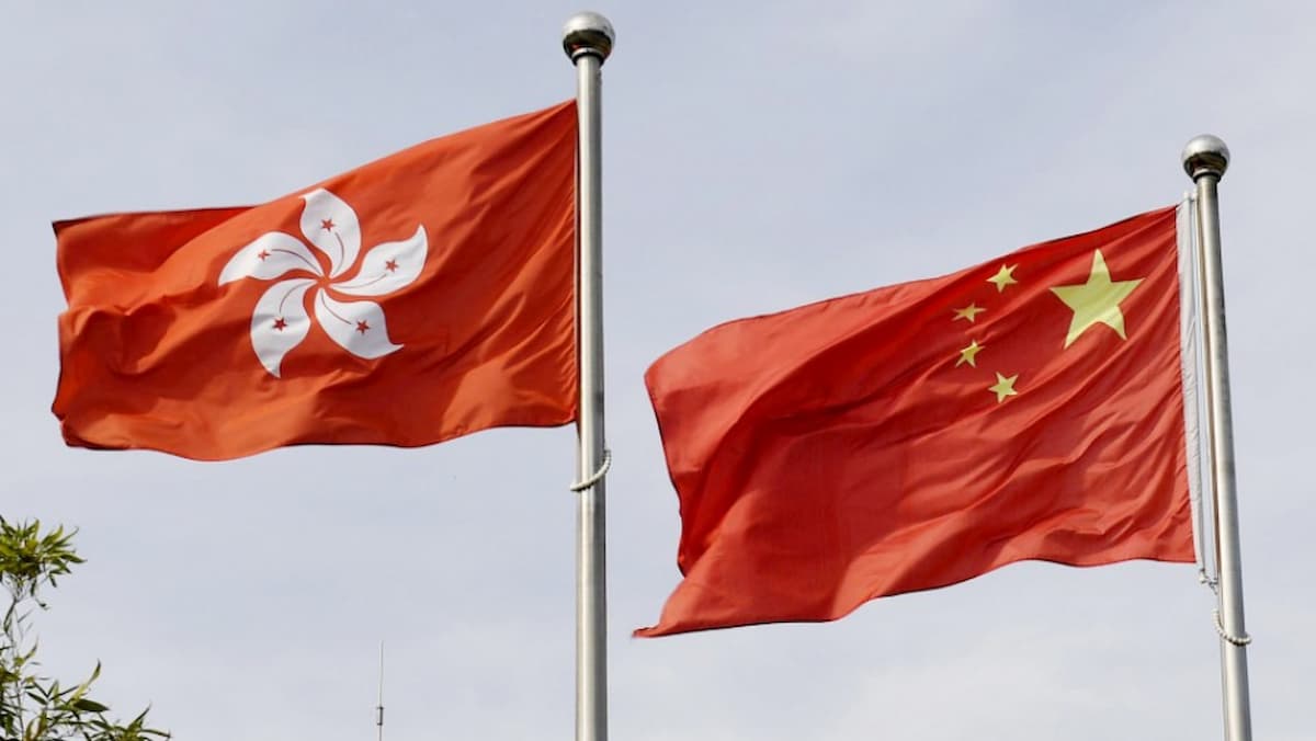 hong kong japan flags