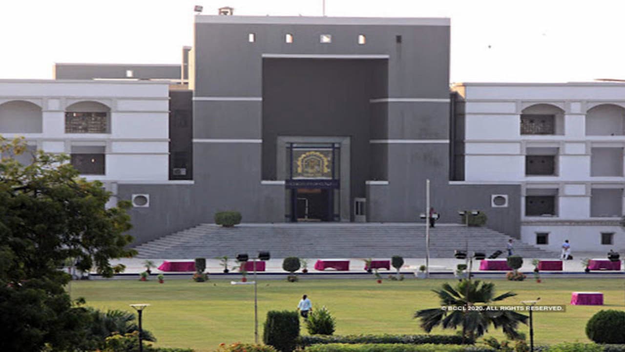 gujarat high court, gujarat hc, manual scavengers