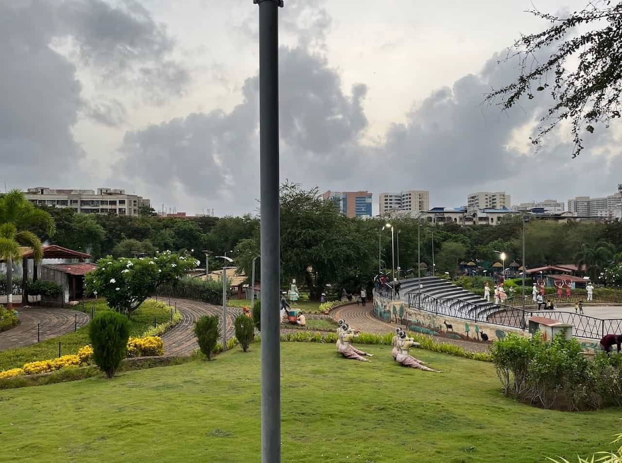 matoshree meenatai thackeray shilpagram park, bmc, park, jogeshwari