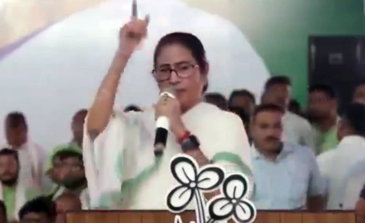 mamata banerjee, mamata, tmc, trinamool congress, protest, kolkata, rg kar hospital, rg kar