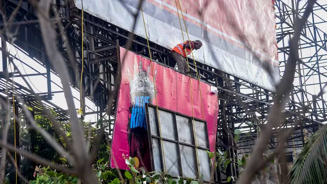 central railway, billboard, hoardings, rti, rti activist, anil galgali