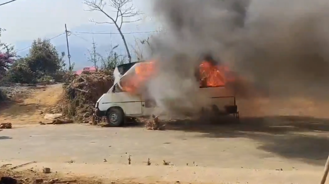 manipur, bus attacked, bus, manipur conflict