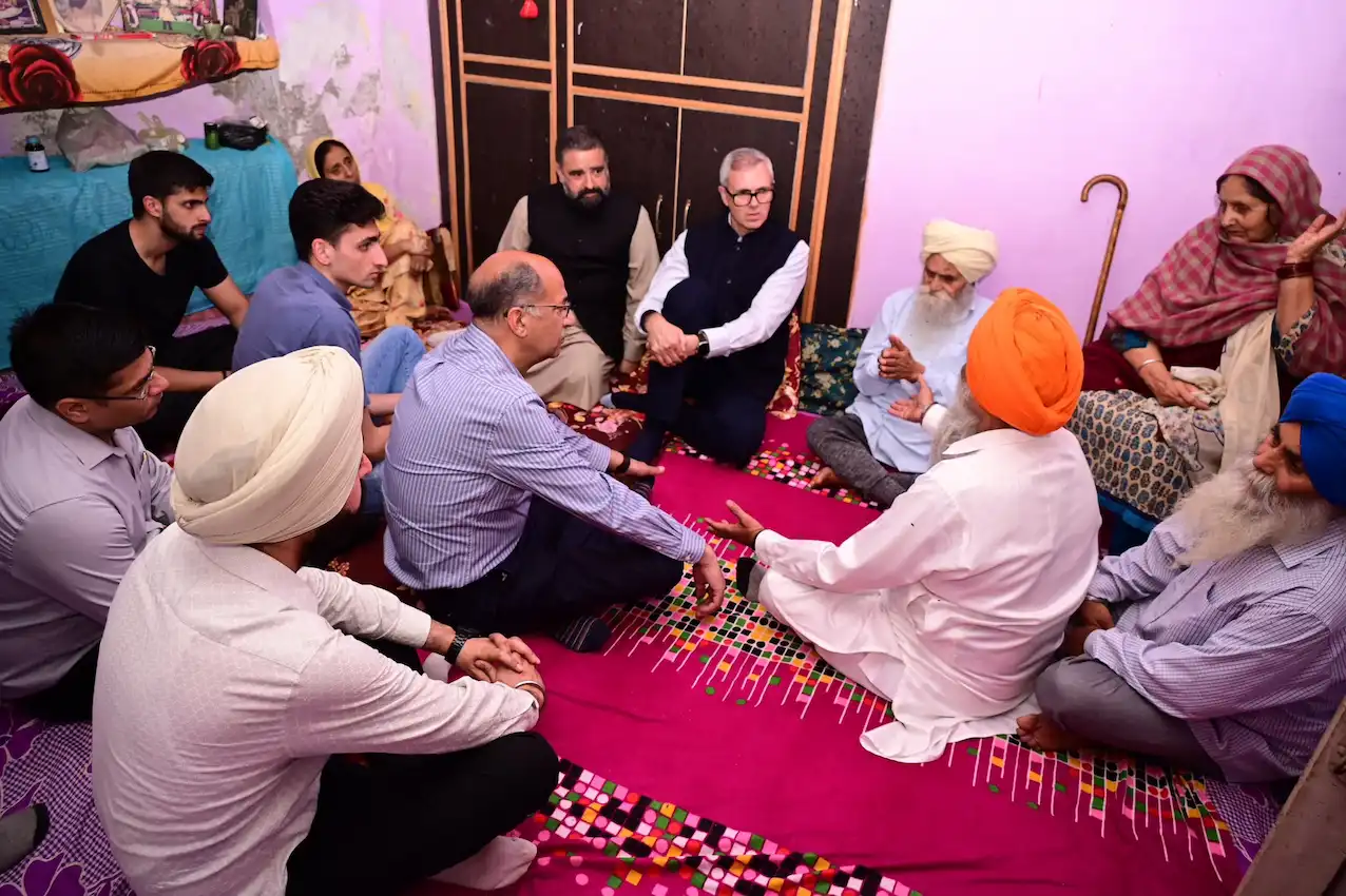 omar abdullah, kashmir, families, abdullah, pok, shelling, pakistan