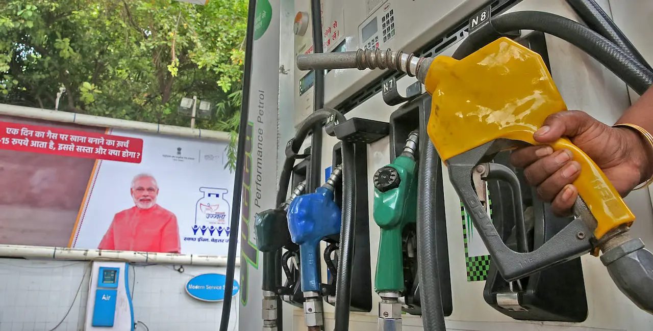 delhi, fuel pump, fuel, diesel, delhi fuel