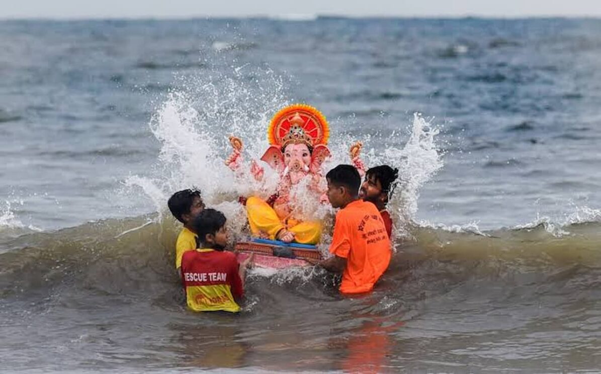 Pop Ganesh Idols Below 6 Feet Must Be Immersed In Artificial Tanks: Bombay Hc Orders Statewide Compliance 1 images