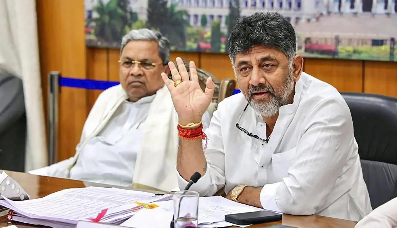 &Quot;What Option Do I Have?&Quot;: Shivakumar Backs Siddaramaiah For Full Term Amid Rumors Of Power Struggle 1 siddaramiah, karnataka, shivakumar,