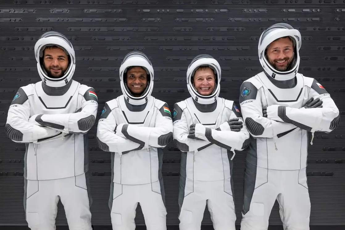 shubhanshu shukla return