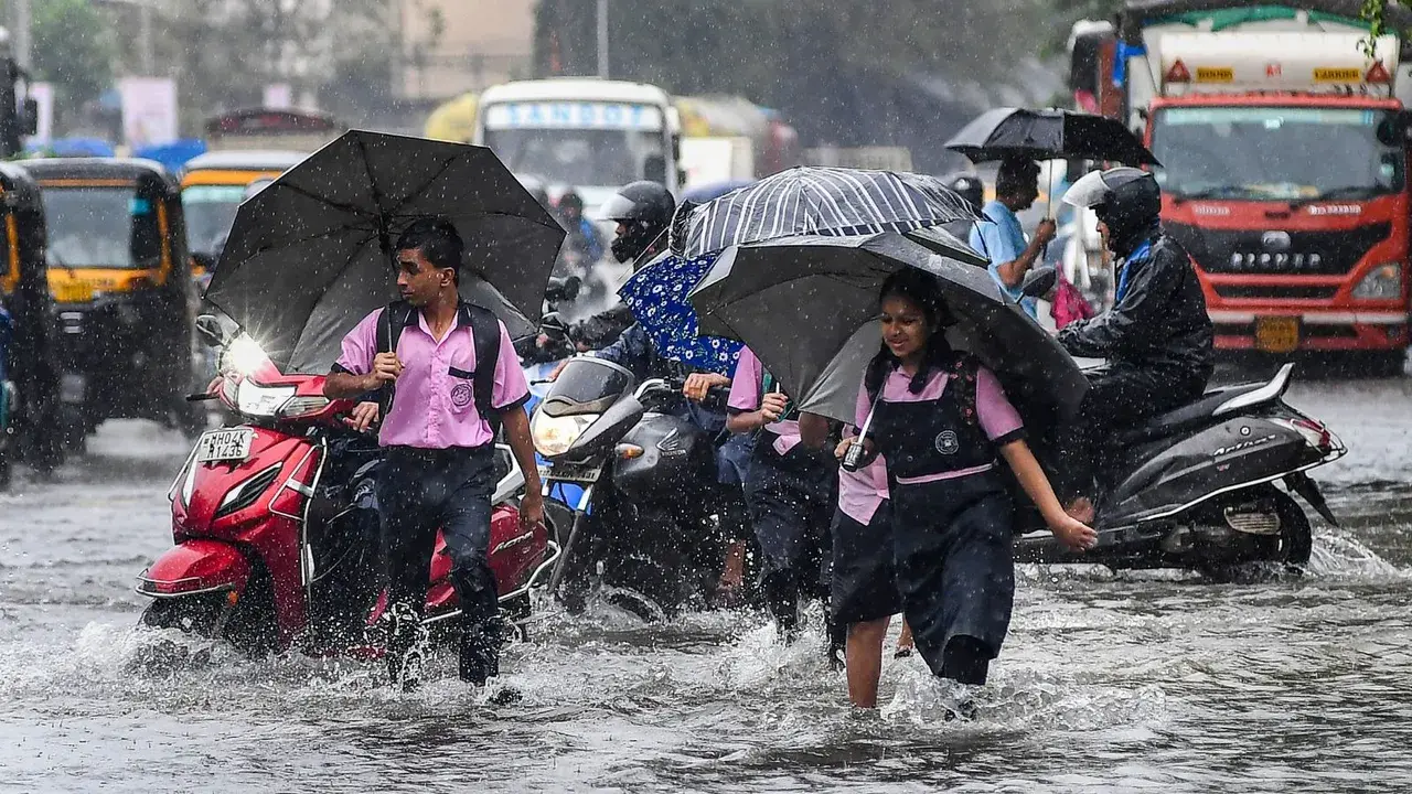 mumbai weather, rain update, mumbai local train, mumbai rains