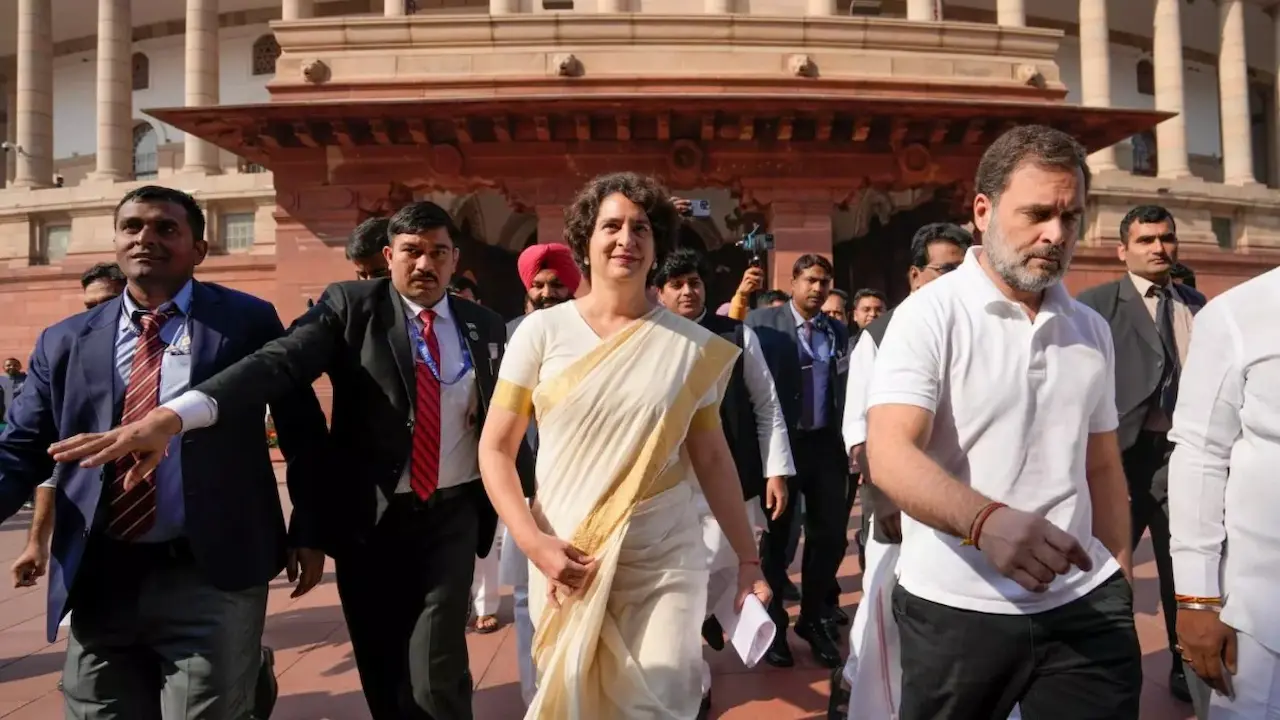 priyanka gandhi vadra, priyanka gandhi, rahul gandhi, eci, election commission of india