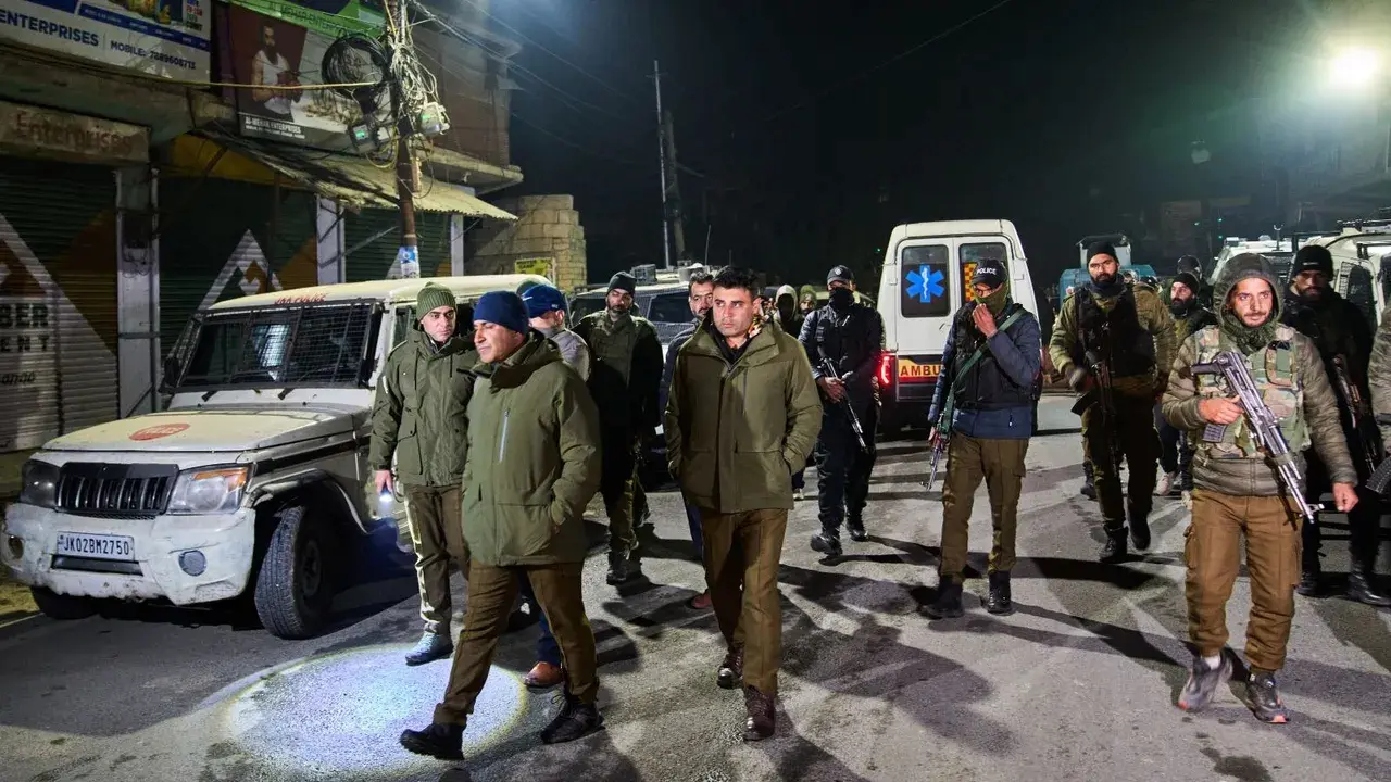 nowgam, police, police station, blast, investigation