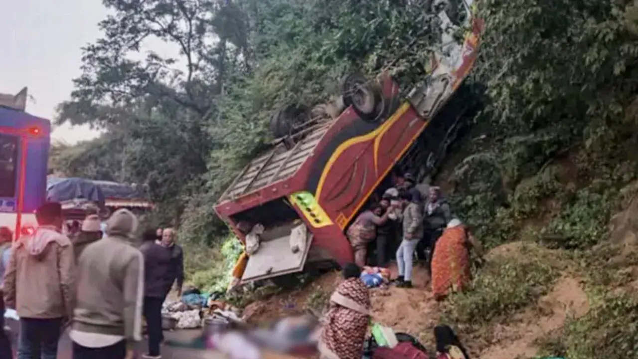 andhra bus accident alluri sitaramaraju 1