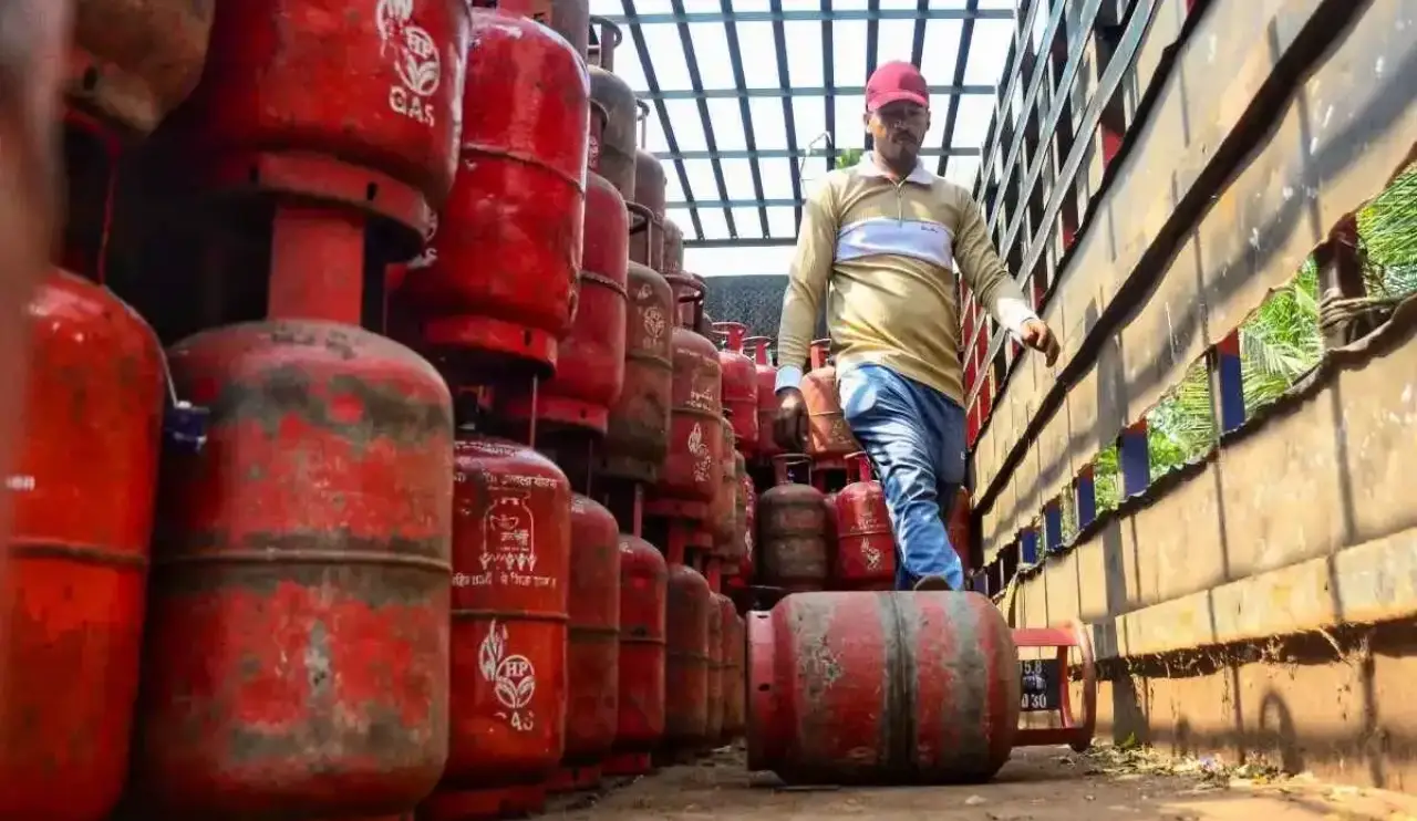 lpg cylinder, lpg, lpg shortage, iran war, iran-israel war