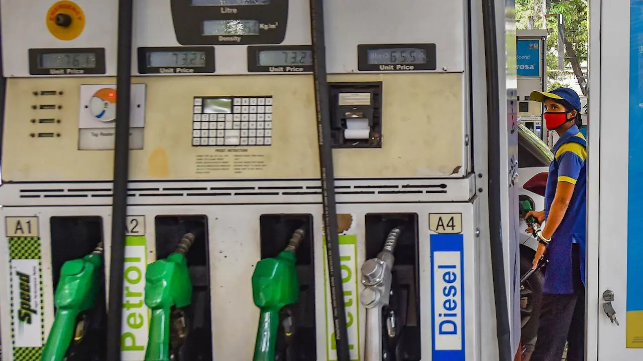 Petrol, Diesel Prices Surge Again; Fuel Rates Jump Nearly Rs 7.5 Per Litre In 12 Days 1 diesel, petrol, price hike, india