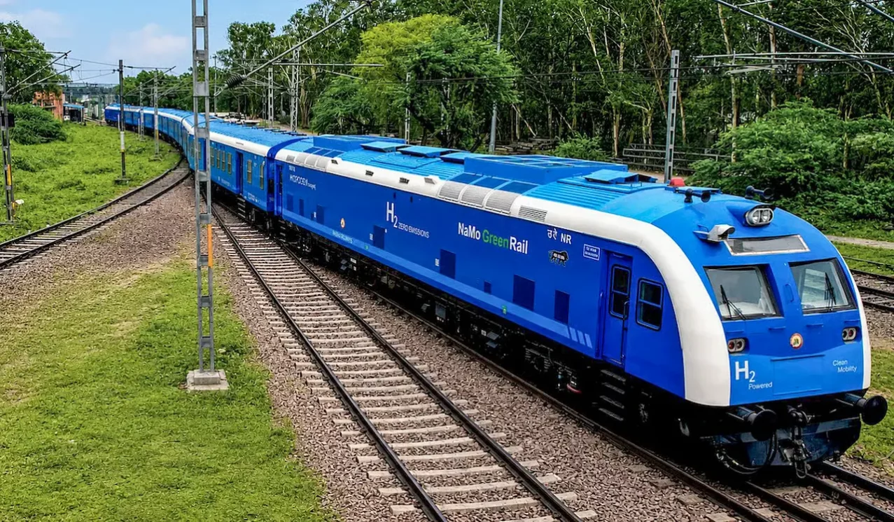 Hydrogen Trains To Play Limited Role In India Despite Green Push, Say Experts 1 hydrogen, powered train, indias, first hydrogen